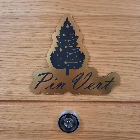 Pin Apartment *