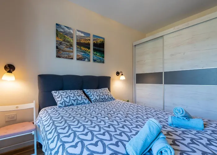 Pin Διαμέρισμα